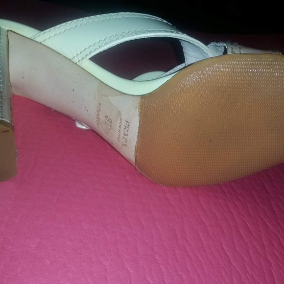 Prada Milano Vernice Block Heel Pumps Size 37 - Picture 3 of 6